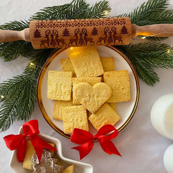 Deerly - Dough roller with holiday motifs